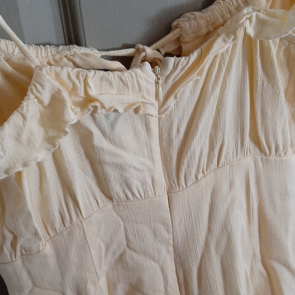 Dress - Picture 5 of 5